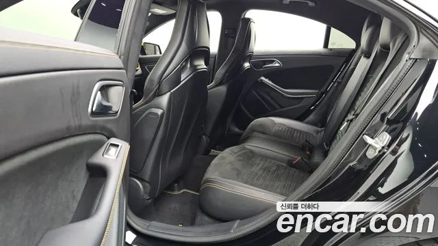 Mercedes-Benz CLA 2017 thumb 12