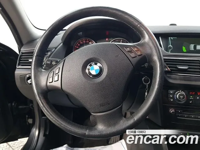 BMW X1 2014 thumb 9