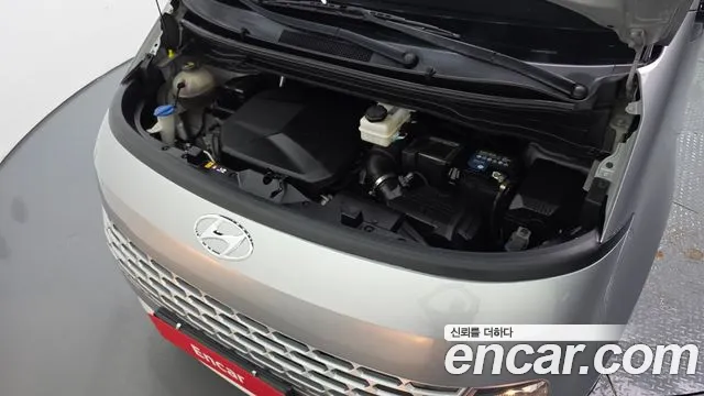 Hyundai Staria 2022 thumb 6