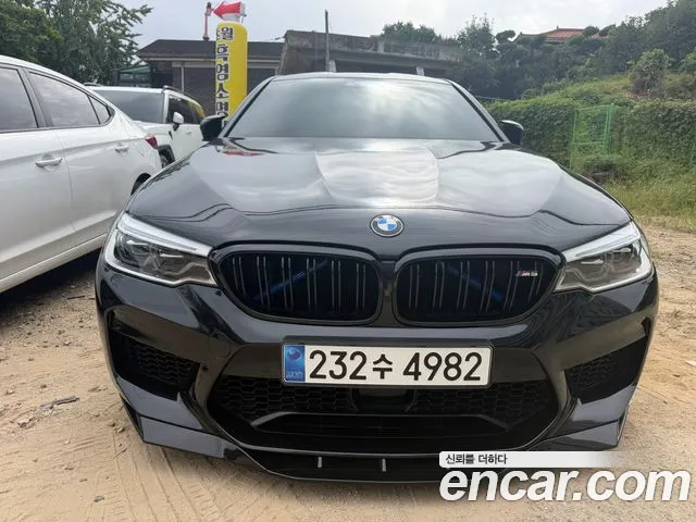 BMW M5 2019 thumb 3