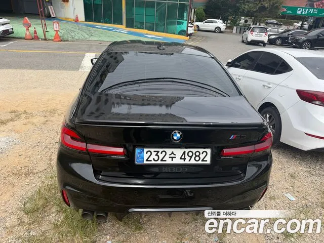 BMW M5 2019 thumb 4