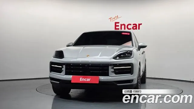 Porsche Cayenne 2024 thumb 2