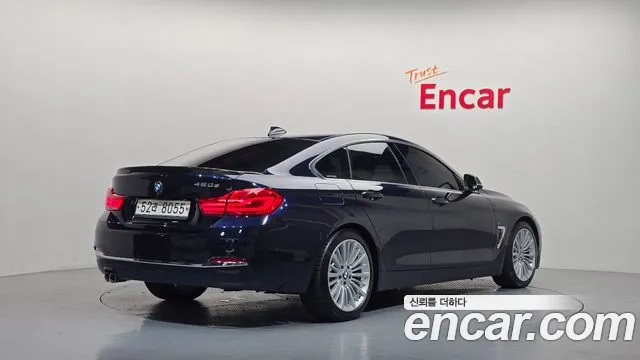 BMW 4-Series 2017 thumb 2