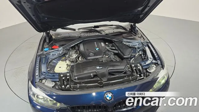 BMW 4-Series 2017 thumb 6