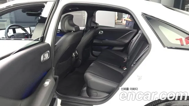 Hyundai IONIQ 6 2024 thumb 11