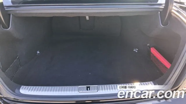 Kia K9 2019 thumb 8