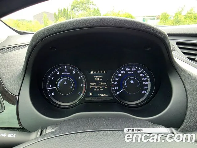Hyundai Grandeur 2016 thumb 10