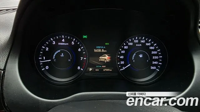 Hyundai Grandeur 2011 thumb 8