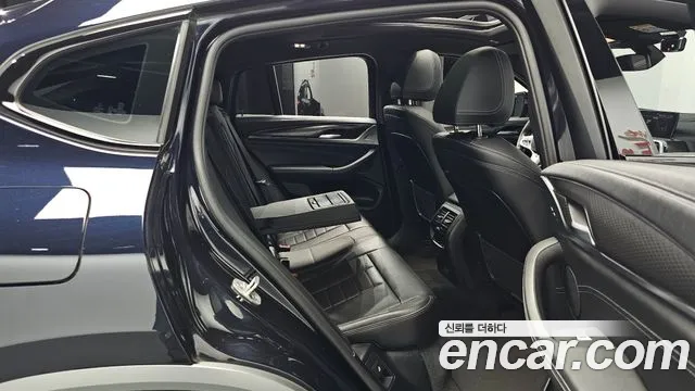 BMW X4 2021 thumb 10
