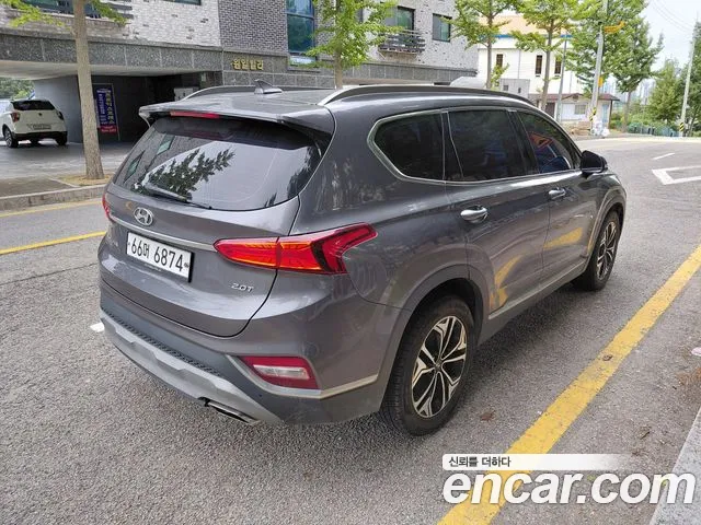 Hyundai Santa Fe 2019 thumb 6
