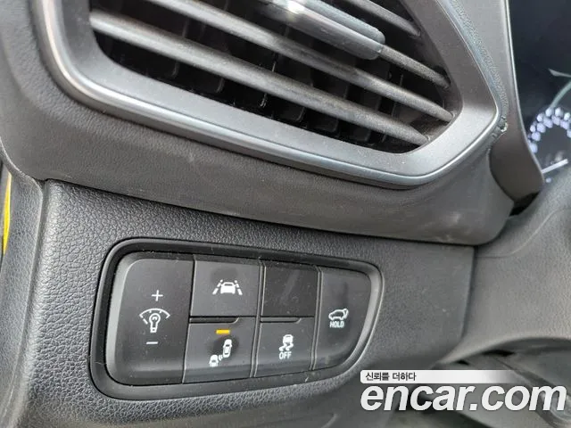 Hyundai Santa Fe 2019 thumb 10