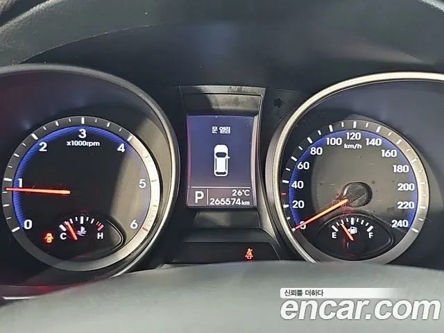 Hyundai Santa Fe 2013 thumb 7