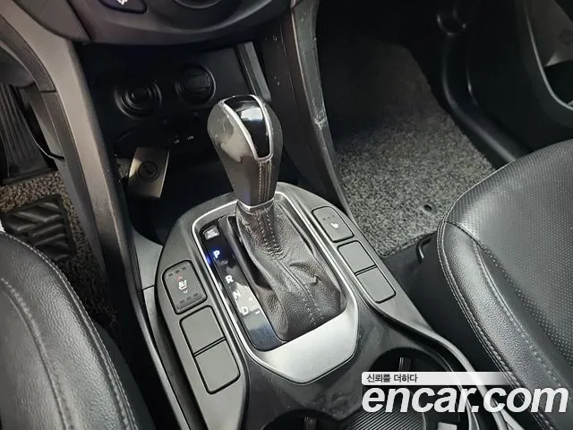 Hyundai Santa Fe 2013 thumb 8