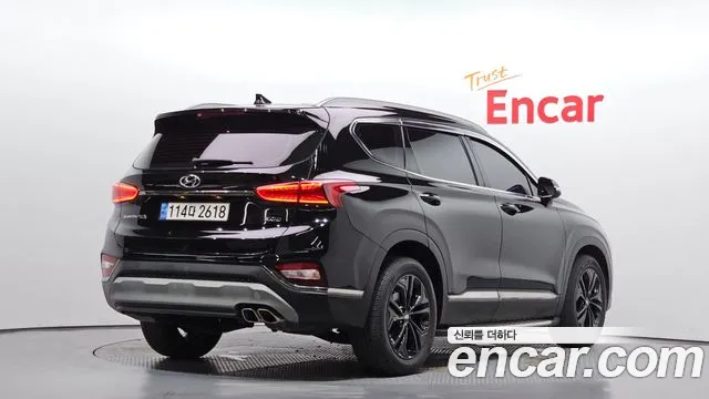 Hyundai Santa Fe 2018 thumb 2