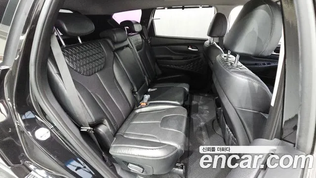 Hyundai Santa Fe 2018 thumb 11