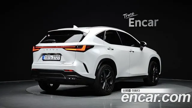 Lexus NX 2025 thumb 2