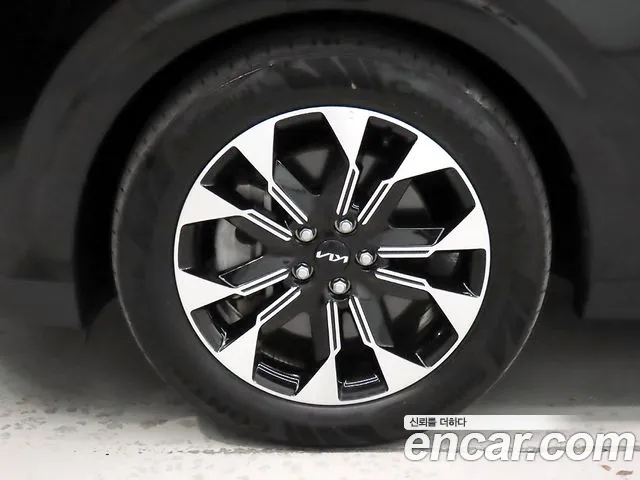 Kia Carnival 2021 thumb 5