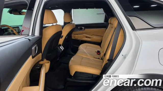 Kia Sorento 2023 thumb 11