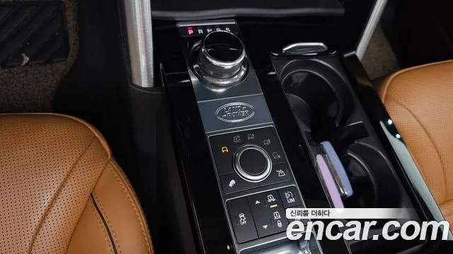 Land Rover Discovery 2018 thumb 8