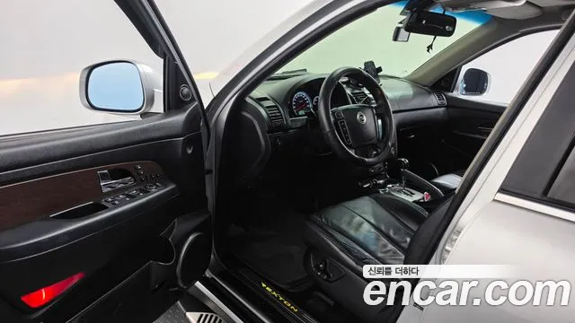 KG_Mobility_Ssangyong Rexton 2012 thumb 10