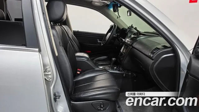 KG_Mobility_Ssangyong Rexton 2012 thumb 11