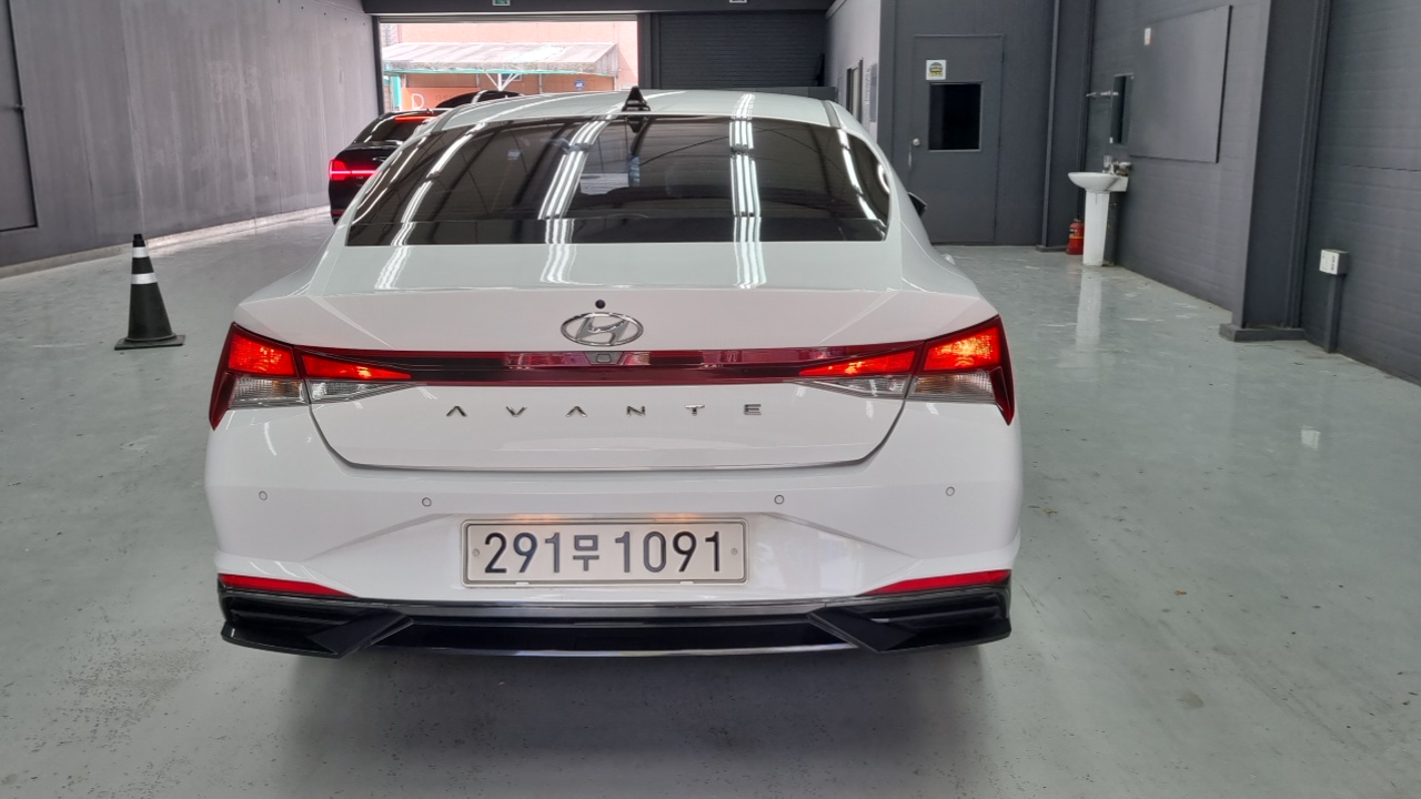 Hyundai Avante 2022 thumb 4