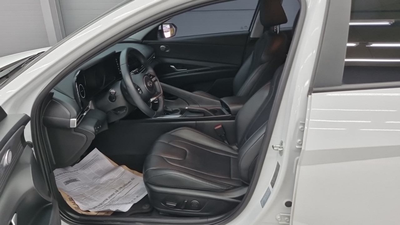 Hyundai Avante 2022 thumb 10