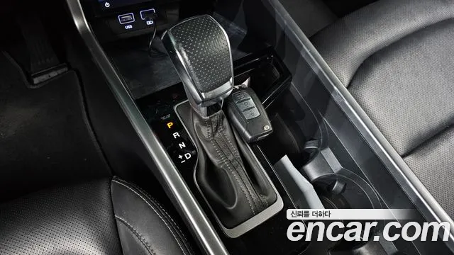 KG_Mobility_Ssangyong Torres 2022 thumb 9