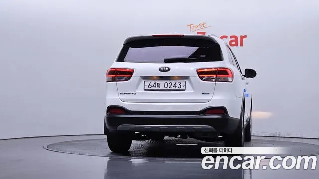 Kia Sorento 2016 thumb 4