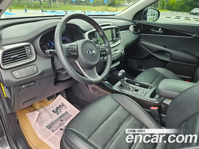 Kia Sorento 2017 thumb 9