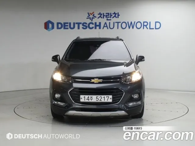 ChevroletGMDaewoo Tracker 2017 thumb 3
