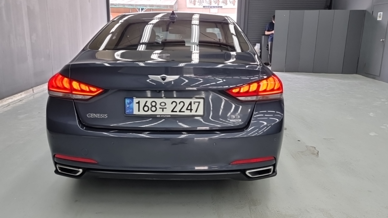 Hyundai Genesis 2015 thumb 4