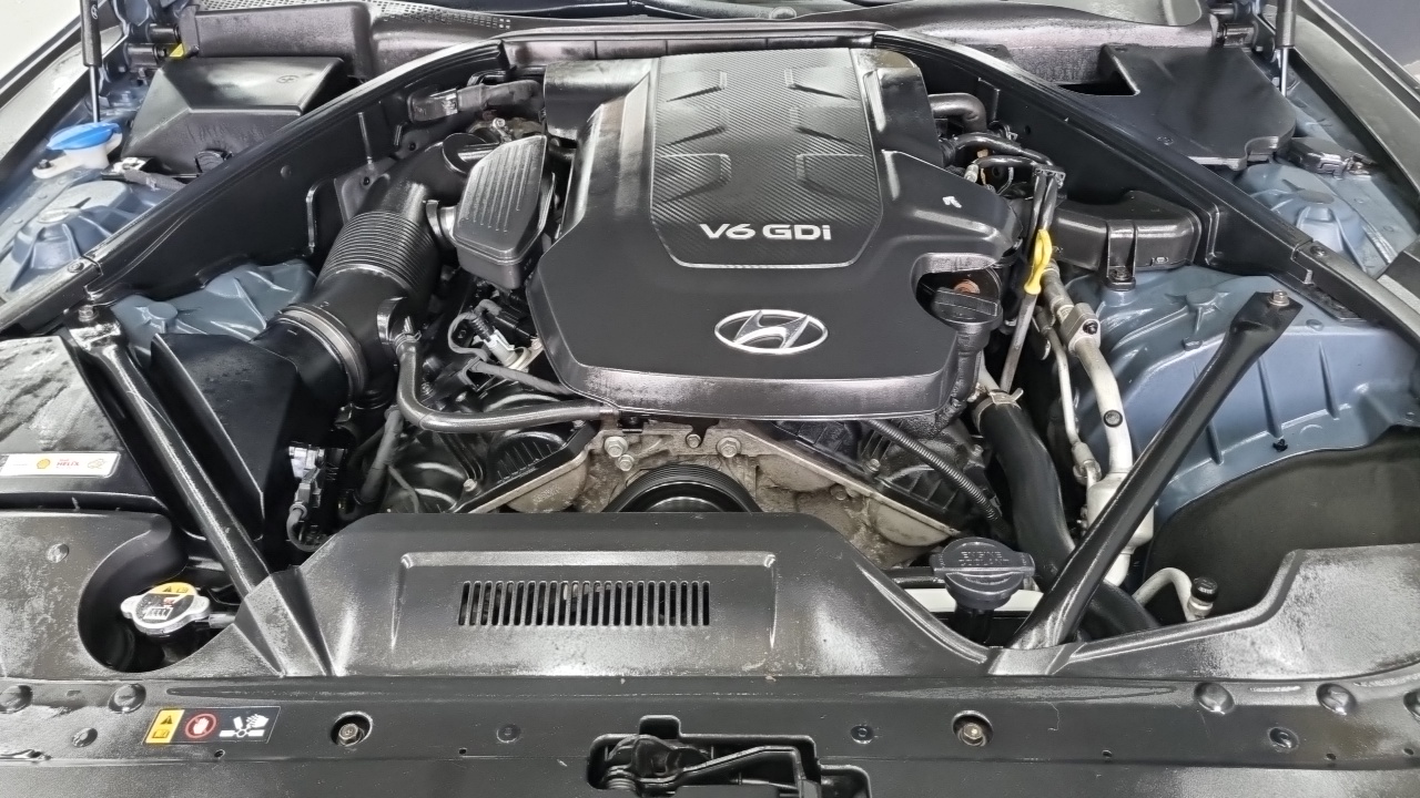 Hyundai Genesis 2015 thumb 6