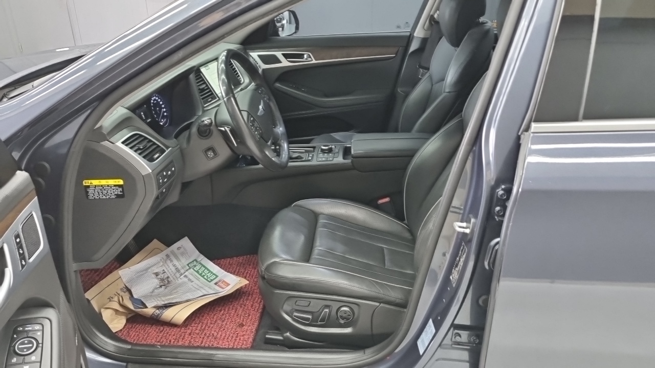 Hyundai Genesis 2015 thumb 10