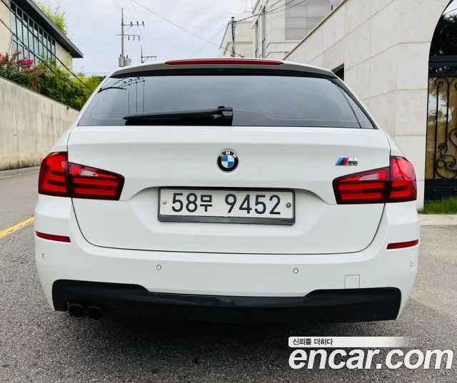 BMW 5-Series 2012 thumb 3