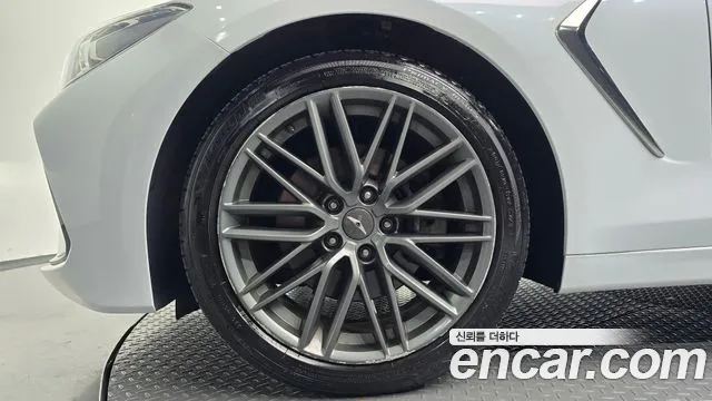 Genesis G70 2018 thumb 4
