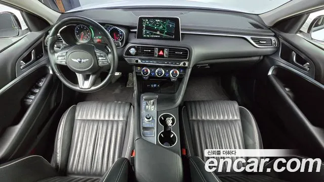 Genesis G70 2018 thumb 6