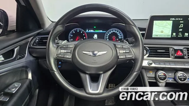 Genesis G70 2018 thumb 12