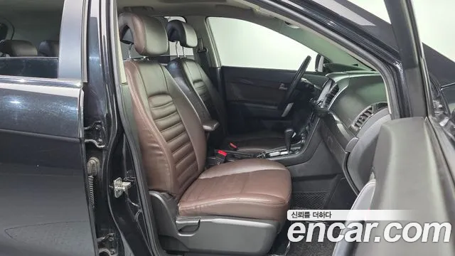 ChevroletGMDaewoo Captiva 2013 thumb 11