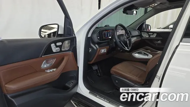 Mercedes-Benz GLE 2024 thumb 10