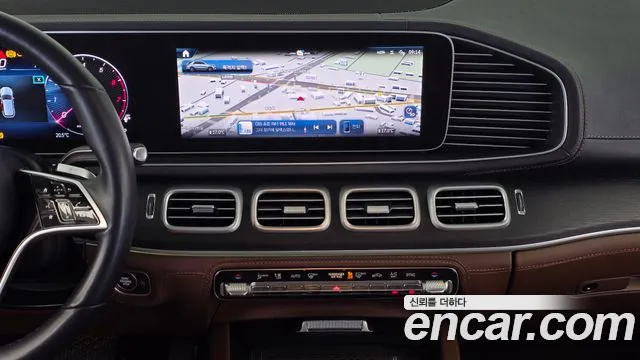 Mercedes-Benz GLE 2024 thumb 12
