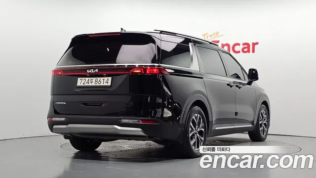 Kia Carnival 2022 thumb 2