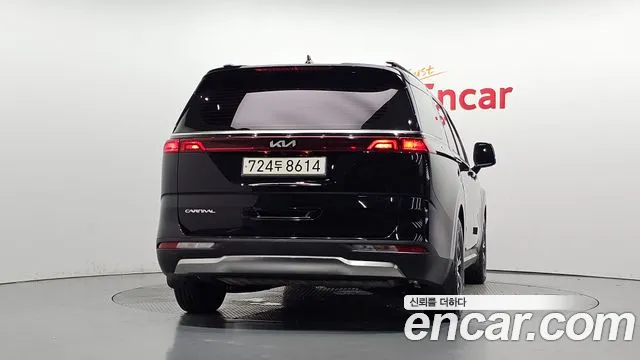 Kia Carnival 2022 thumb 4