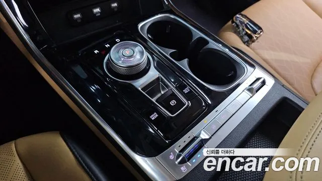 Kia Carnival 2022 thumb 9