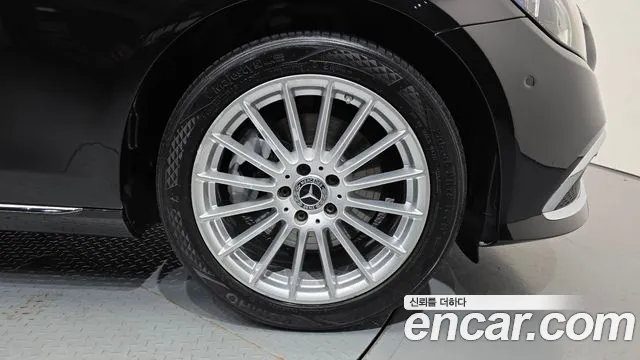 Mercedes-Benz E-Класс 2021 thumb 5