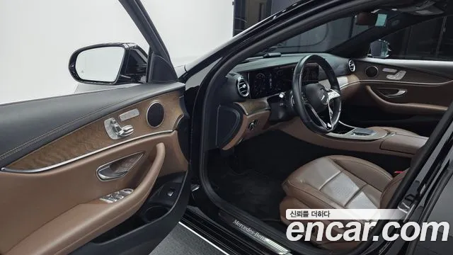Mercedes-Benz E-Класс 2021 thumb 10