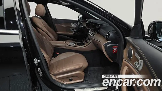 Mercedes-Benz E-Класс 2021 thumb 11