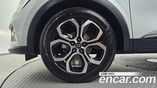 Renault-KoreaSamsung Arkana 2022 thumb 4