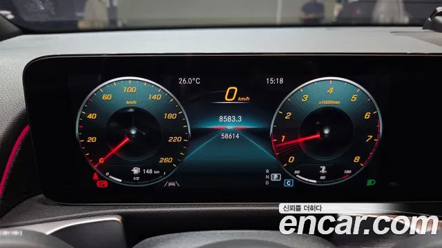 Mercedes-Benz GLB 2021 thumb 8