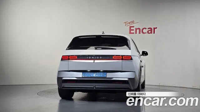 Hyundai IONIQ 5 2024 thumb 4
